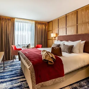 Skylon 4* Dublin